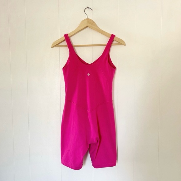 Lululemon Align onesie 8” Sonic Pink - Picture 3 of 9